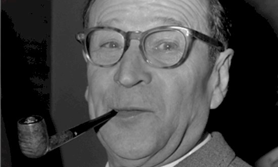 Assista ao booktrailer de 'Romances e outros escritos - Vols. 1 e 2', de Georges Simenon