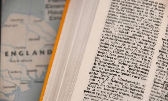 Universidade do Livro abre inscrições para a Oficina de Tradução de Prosa Breve  